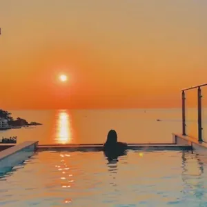 villa-paul-mare-pool.hotelsinbusan.com/