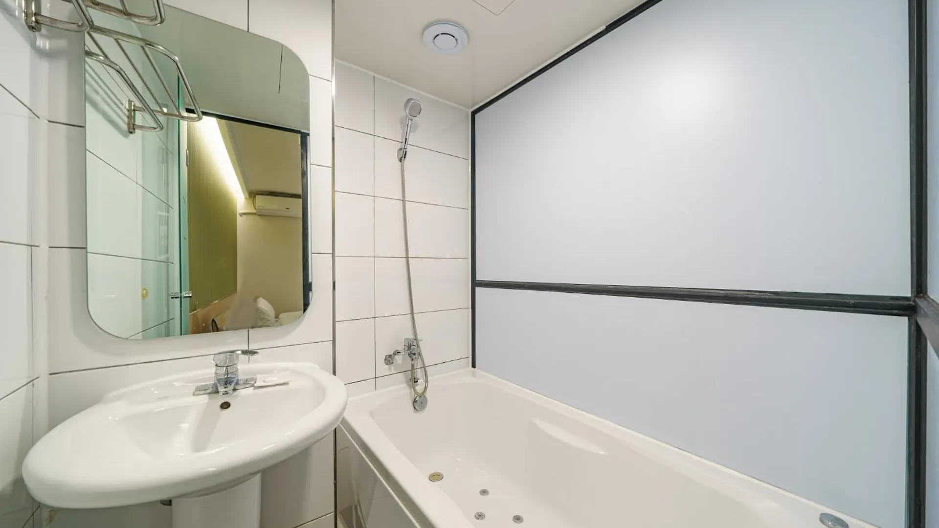 No 25 Hotel Dongam Branch Incheon 0*,  Korsel